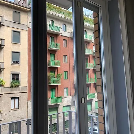 Bilocale Viale Coni Zugna 29 *